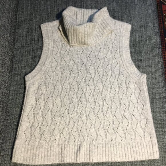 Cashmere and silk lace stitch vest, size M - Picture 4 of 8